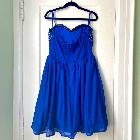 Blue strapless party dress - Picture 4 of 4